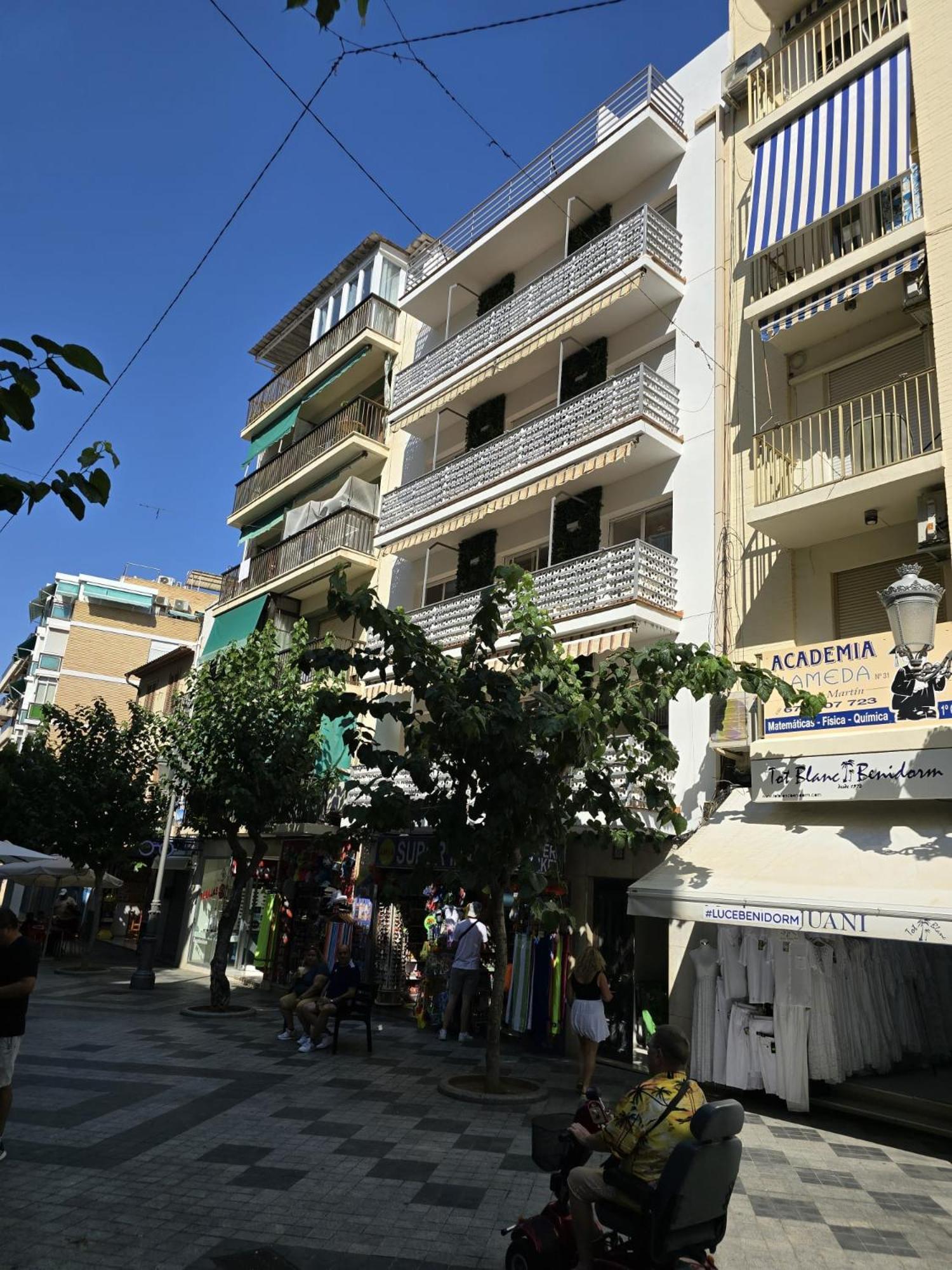 Suites Alameda Centro Levante Benidorm Exteriör bild